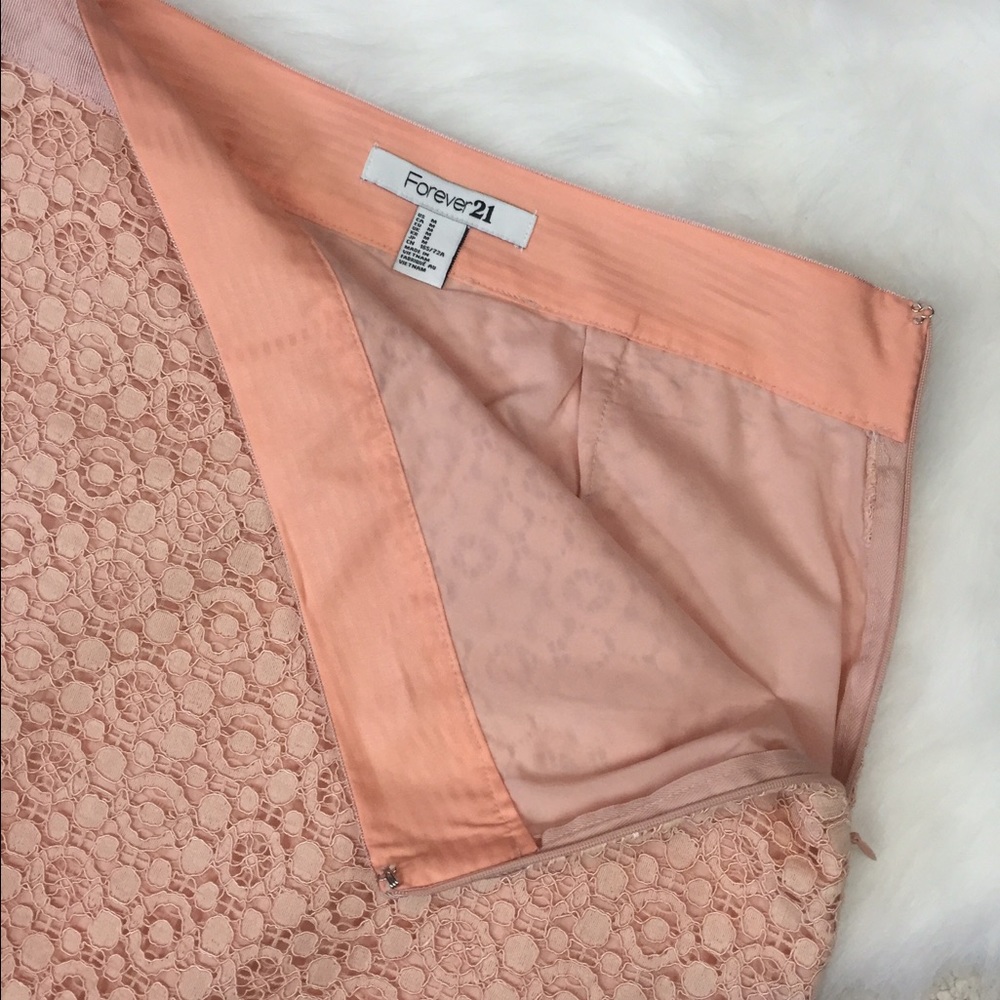 Crochet Lace Mini Skirt | F21