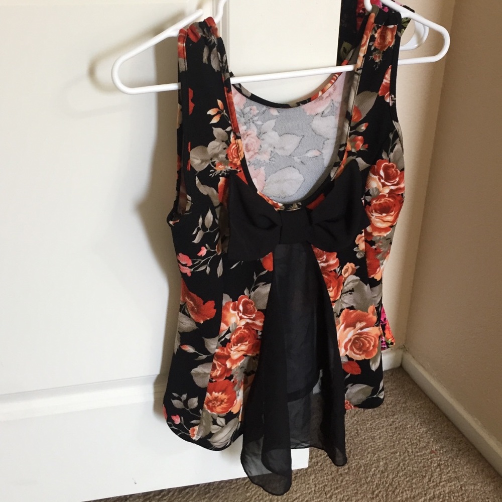 Nice top flowers design