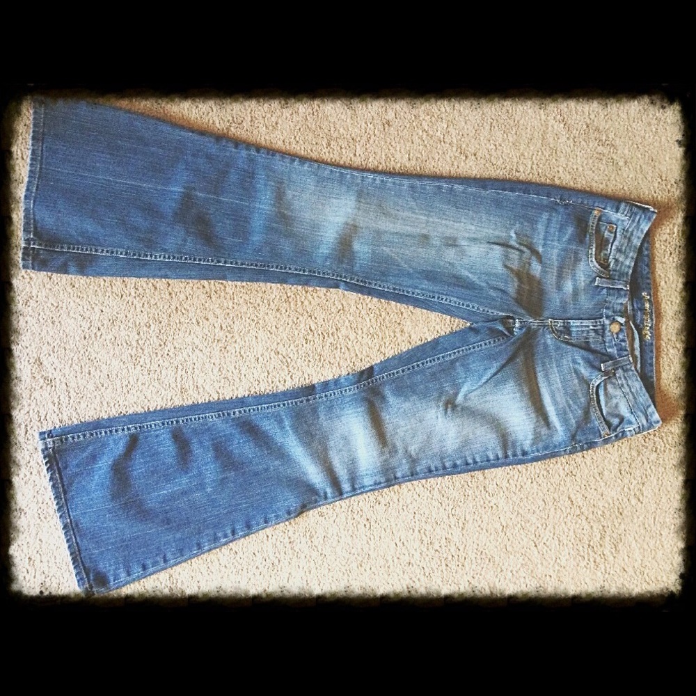American Eagle Flare Jeans