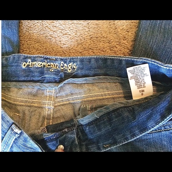 American Eagle Flare Jeans - Picture 3 of 4