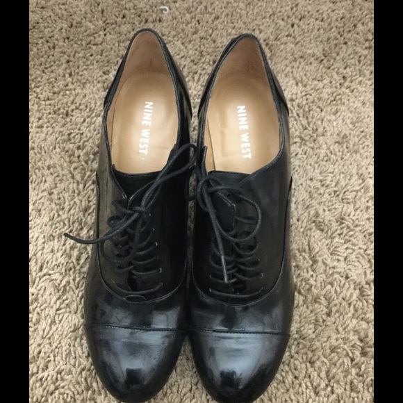 Nine West Black Tieup Heels - Picture 1 of 3