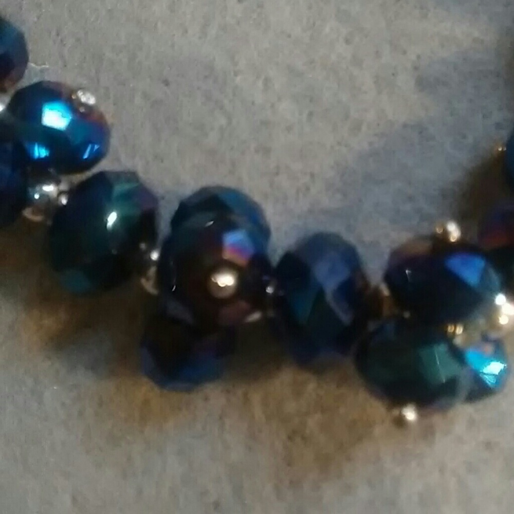 Bracelet( Must Bundle) - Picture 2 of 2