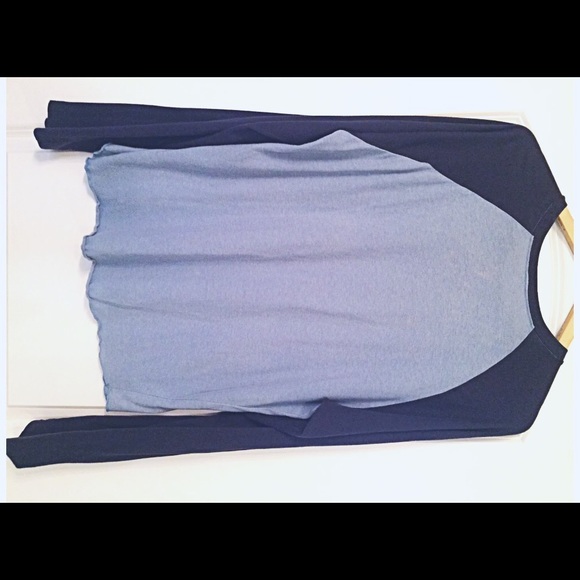 Sold Hollister Long Sleeve Raglan Shirt - Picture 3 of 4