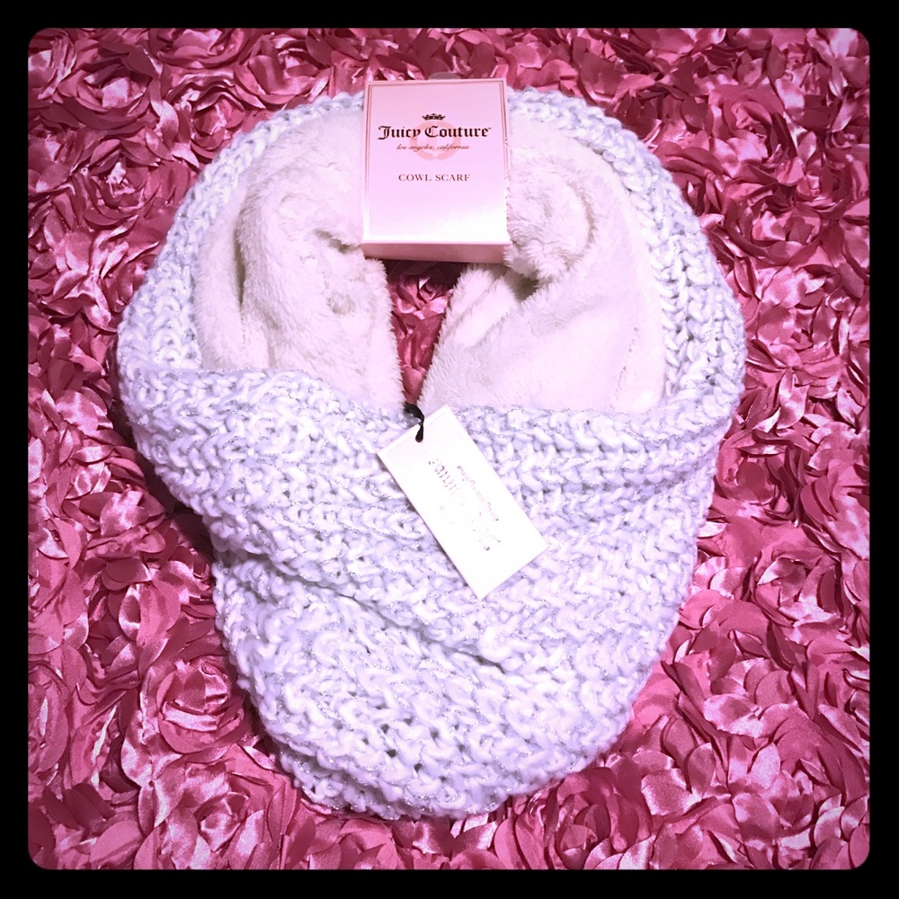 *SOLD* Juicy Couture wool/fur white scarf NWT