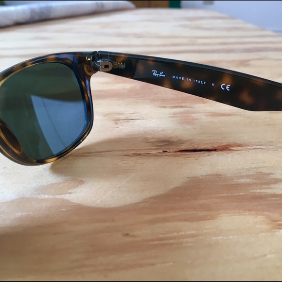 Ray Ban "New Wayfarer" Sunglasses - Picture 3 of 4