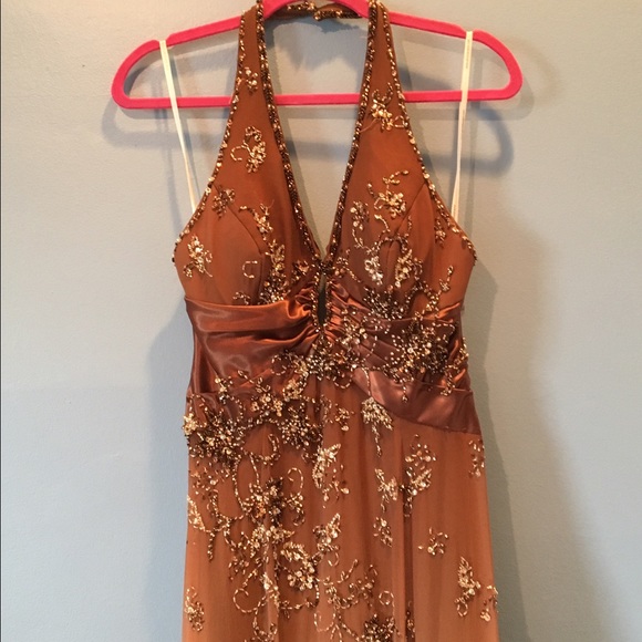 Dresses & Skirts - Brown elegant dress