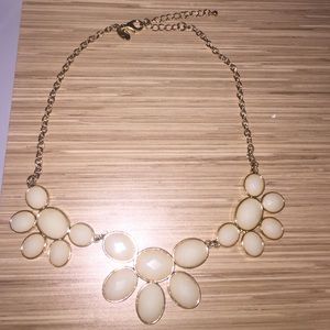 Charming charlie statement necklace