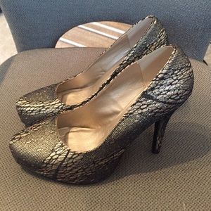 Black/Gold lace heels