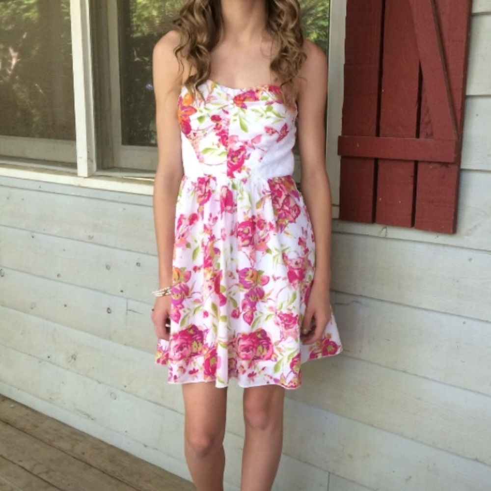 White Floral Strapless Dress
