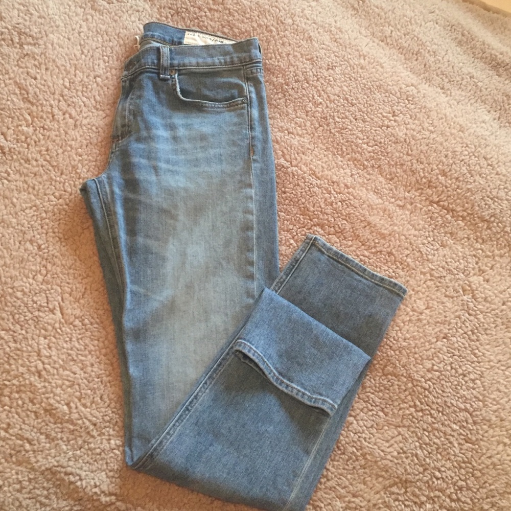 Rag and Bone Jeans "The Dre" style. Size 28