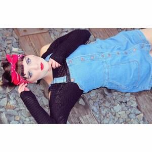 Meet your Posher, Layne