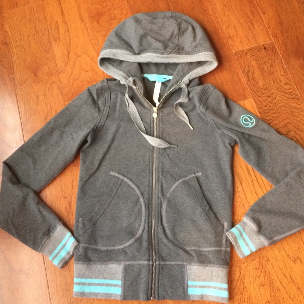 Lululemon gray hoodie
