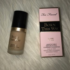 Too Faced Born This Way Foundation