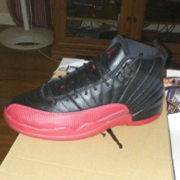 Aj 12 - Picture 1 of 1