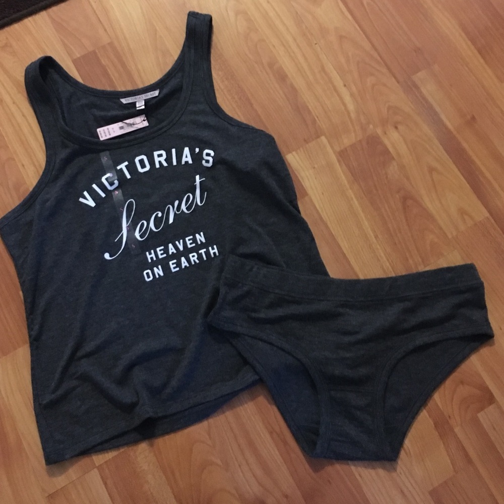 Victoria's Secret, cute two piece pjs/lounge set