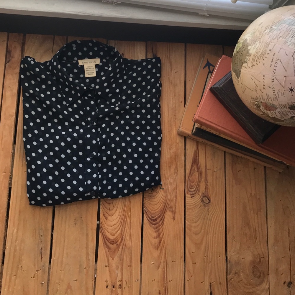 Polka dot half sleeve flare blouse