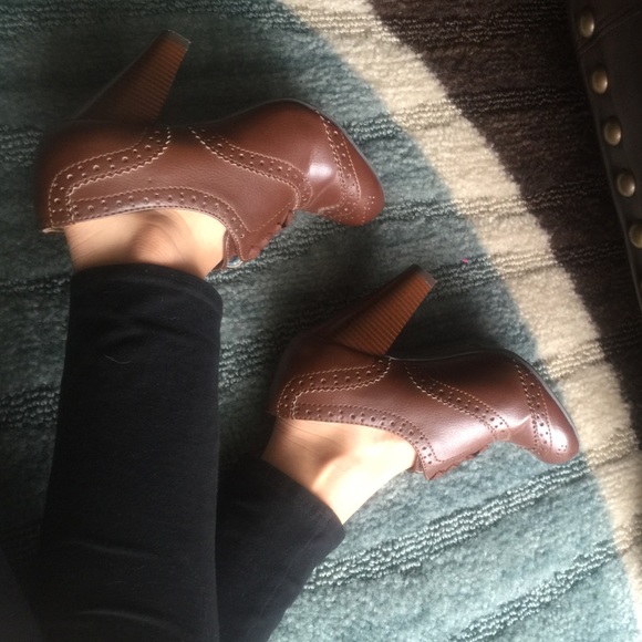 Coffee Colored Heels - Picture 2 of 4