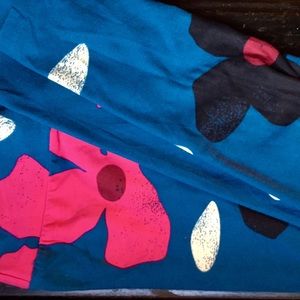 LuLaRoe OS Leggings NWOT