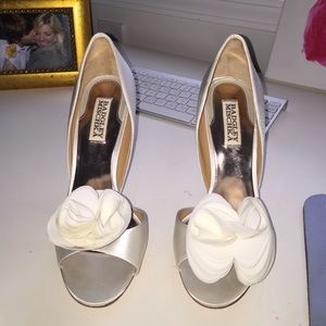 Badgley Mischka. Bridal shoe