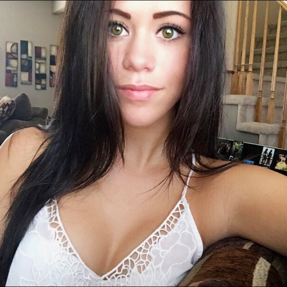 Meet your Posher, Kaitlyn