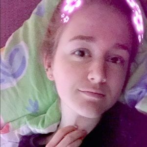 Meet your Posher, Nora