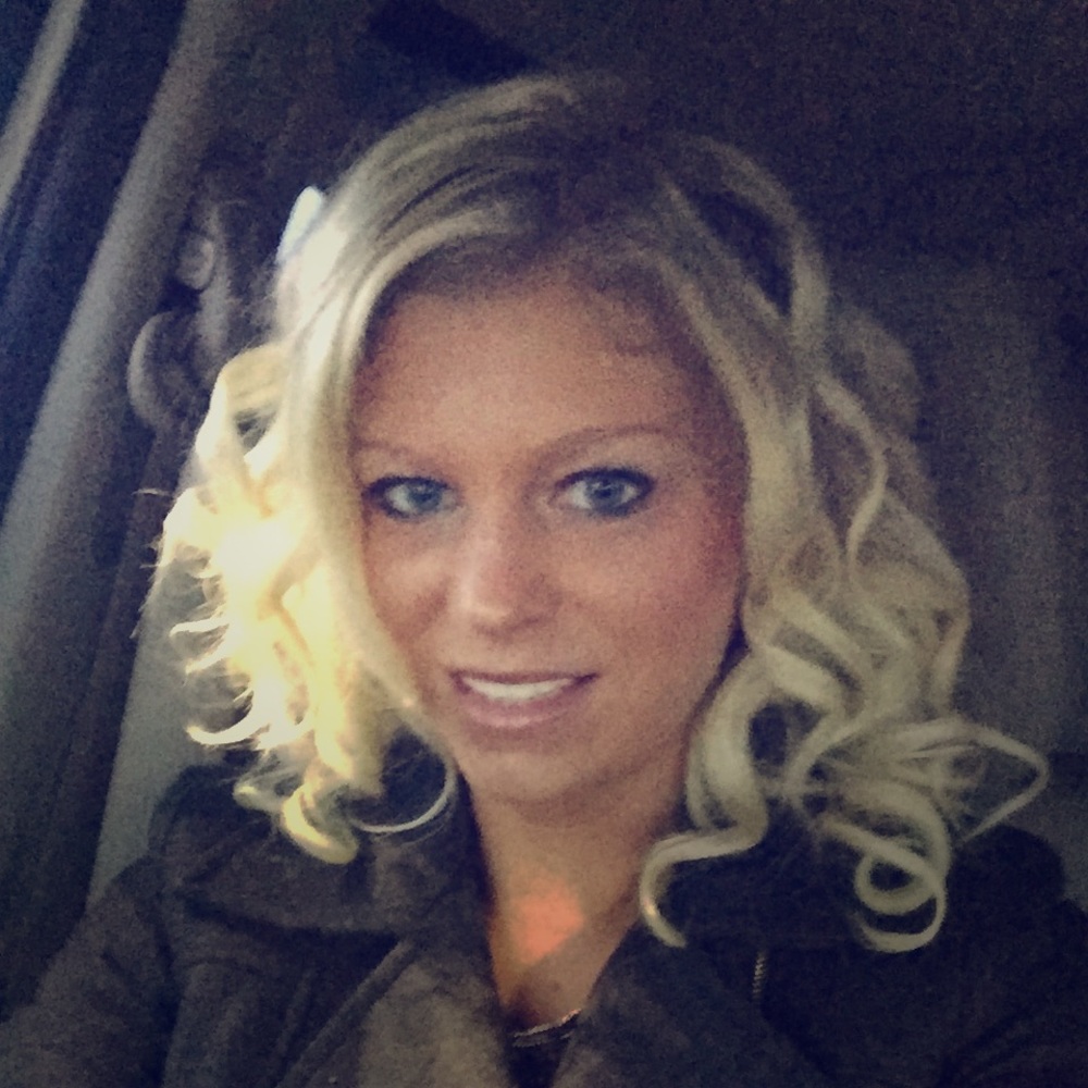 Meet your Posher, Ashley