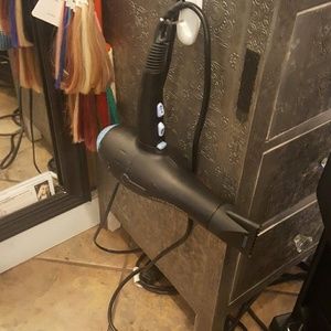 Meet your Posher, Ti