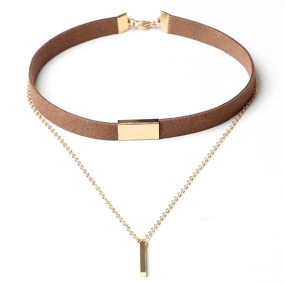 LAST ONE🎉Double layered choker - Picture 2 of 3