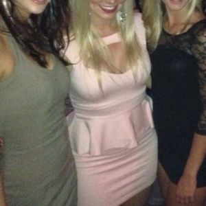 Arden B form fitted pink dress