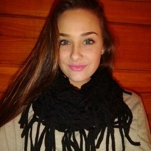 Meet your Posher, Emma