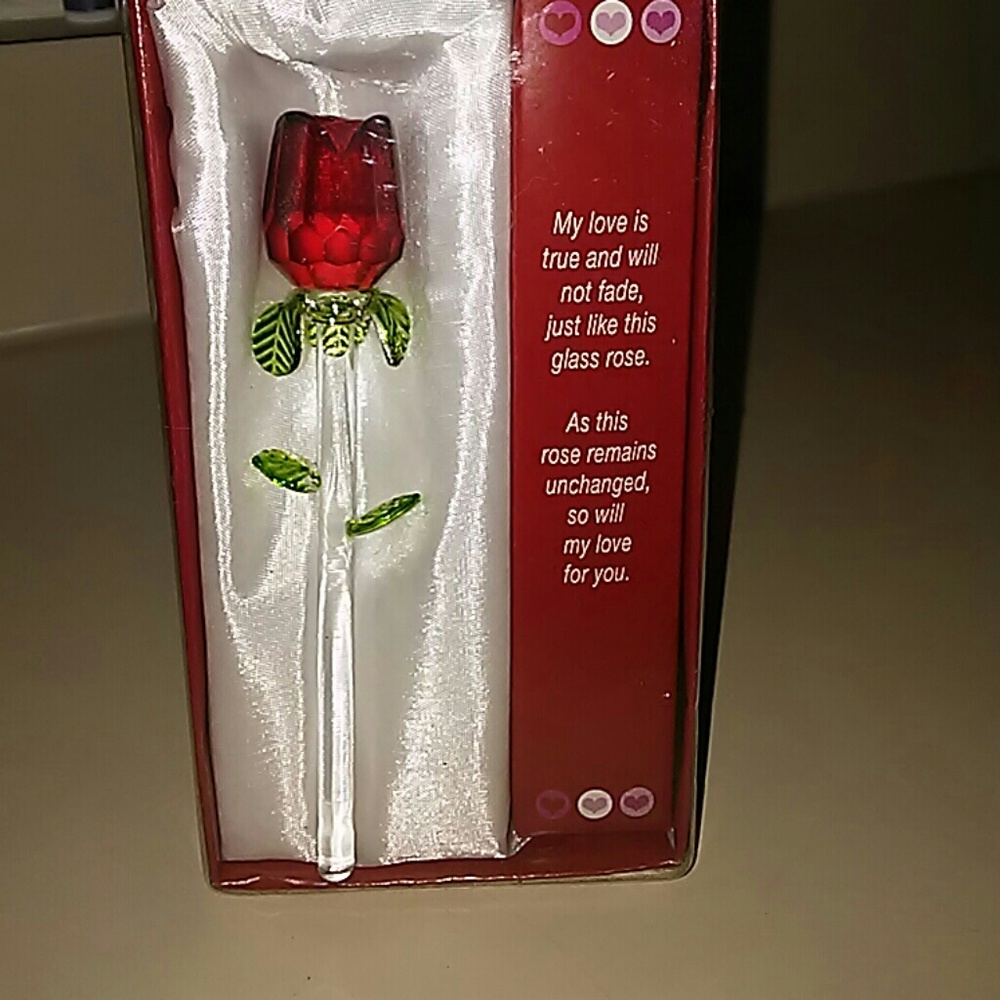 St. Valentine's glass ??."My love is true!"