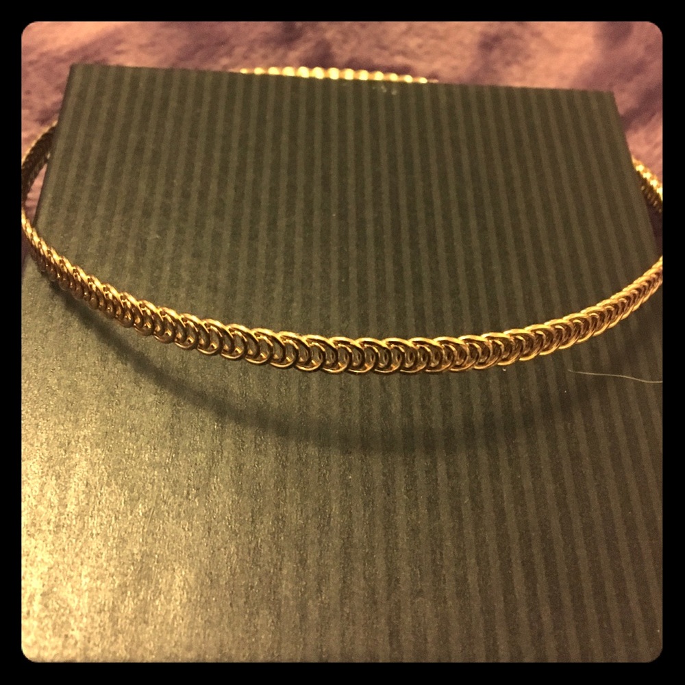 Gold choker