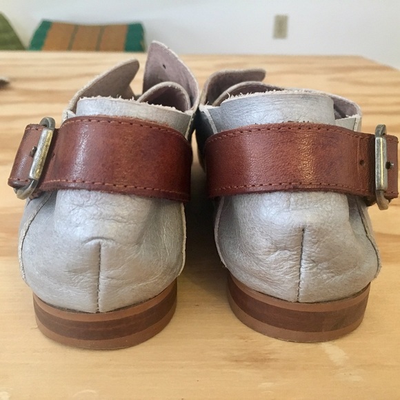 Anthropologie silver loafers size 7 - Picture 3 of 4