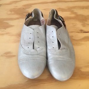 Anthropologie silver loafers size 7