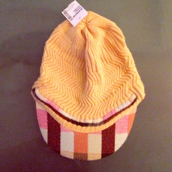 New Solid Yellow Beanie Hat with Plaid Baseball Cap Visor - Picture 1 of 3