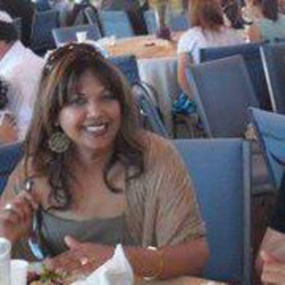 Meet your Posher, Shuly