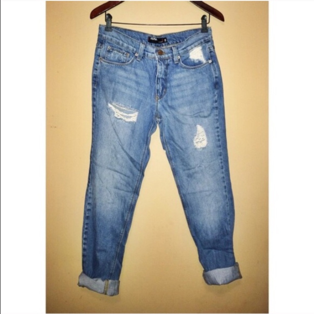 FLASH SALE! Urban Outfitters Boyfriend Jeans