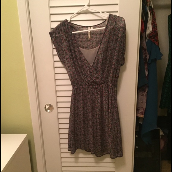Petticoat Alley Dresses & Skirts - Flower dress from Bloomingdales size Small.