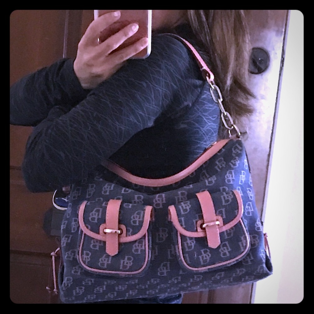 ADDITIONAL PICS* Dooney & Bourke