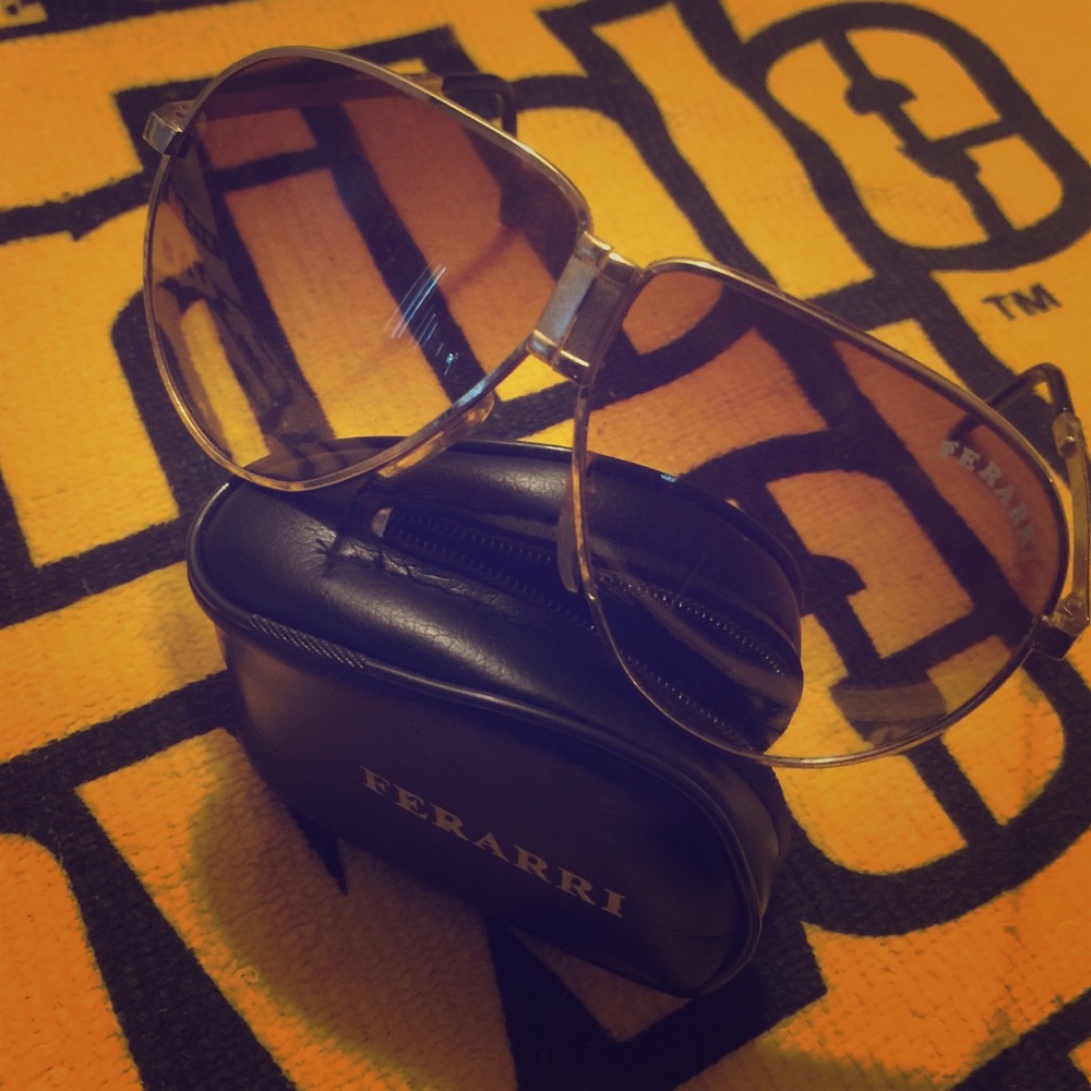 Vintage 80s Ferrari sunglasses