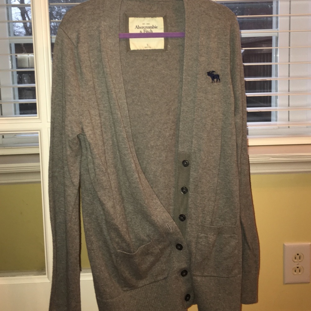 Ambercrombie Grey Cardigan