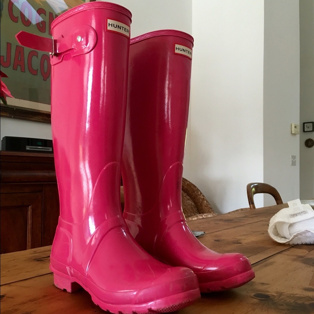 Hot pink hunter boots