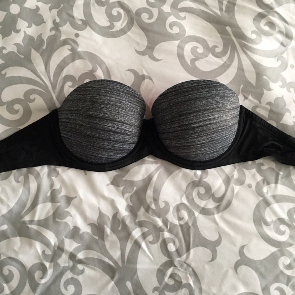 VS PINK Strapless Wear Everywhere Bra
