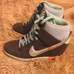 Nike Wmns Dunk Sky Hi