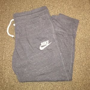 Nike capris
