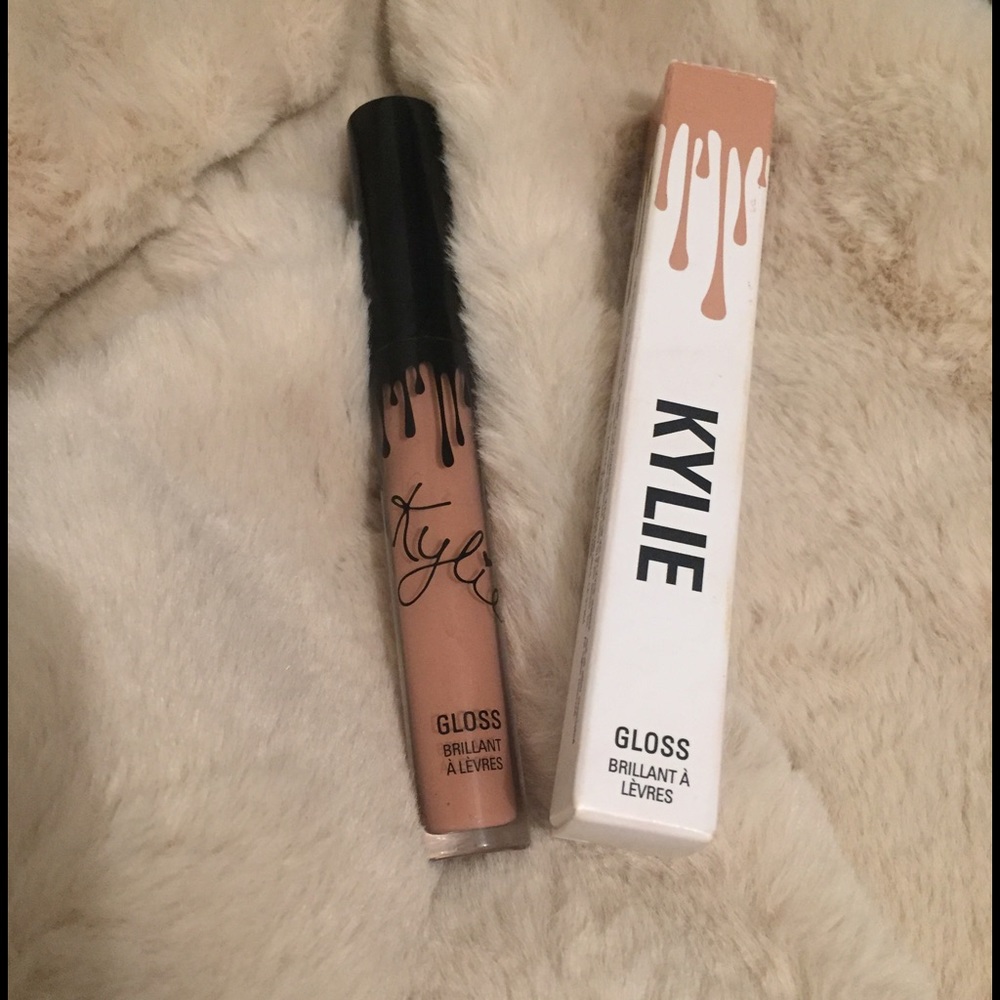 Kylie cosmetics lip gloss