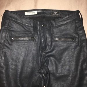 BRAND NEW AG Adriano Goldschmied The Moto Legging