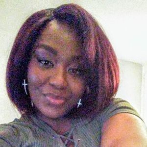 Meet your Posher, Elma