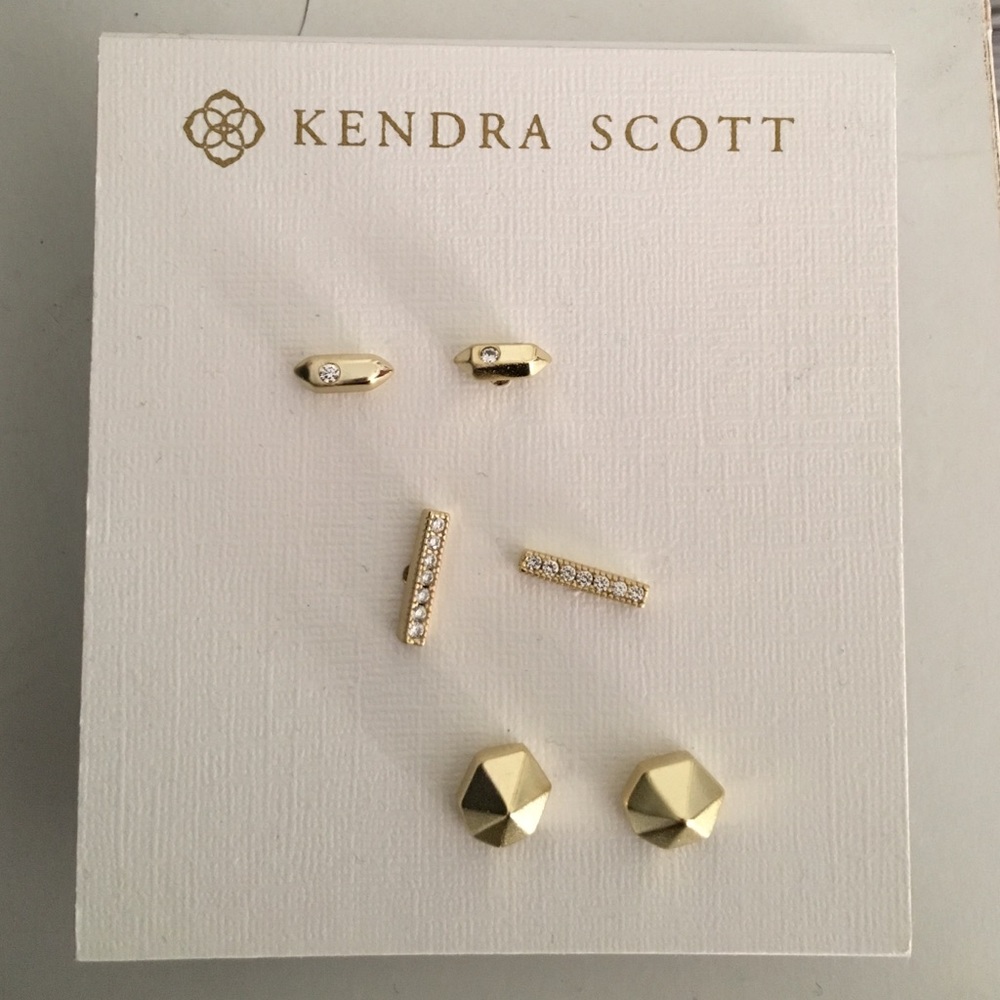 Kendra Scott stud earrings