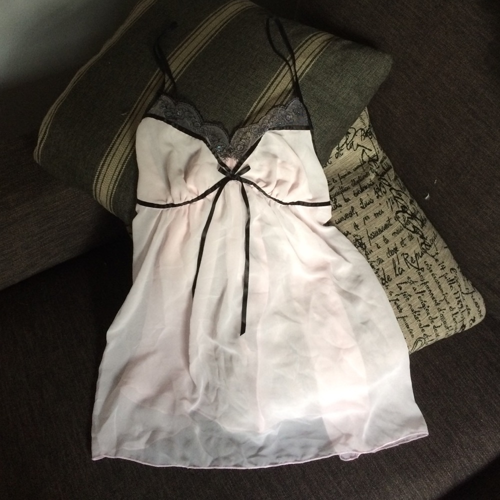 NWT light pink Three piece nightgown set